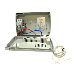 Caja Control THE120 220v/1ph/50-60hz IP65 Braker Siemens 5SU9 356 RCBO C25, 2 x Sensor NTC 5 Salidas, 2 Entradas Sensores, 3 Entradas Digitales, RS485, Max 25Amps