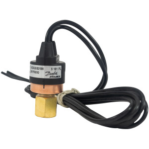 Danfoss 061F6050 High Pressure Switch Open 384 psi Close 261 psi SPST 1/4in female connection 
