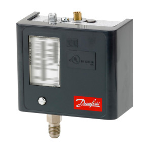 Danfoss 060-5243 KPU6W High Pressure Switch, 100 to 600 psi, SPDT, Auto Reset, 1/4 in Male Flare Connection